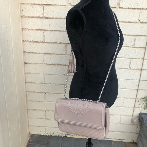 Tory Burch Fleming Distressed Flap Shoulder Bag - Picture 2 of 8